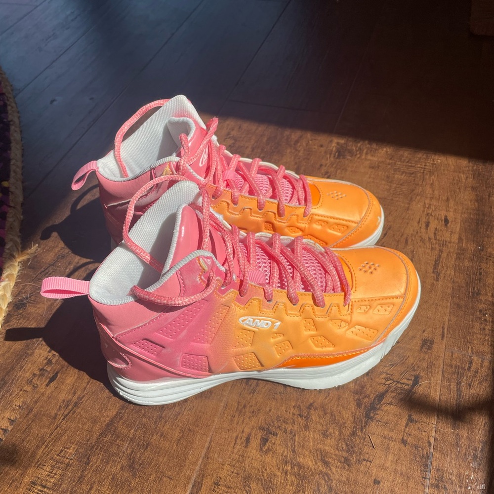 And1 Showout Youth Basketball Shoes Bright Orange & Pink High-Top, Sz 4, Worn 1 - Picture 2 of 8